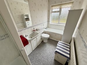 Photo 15- click for photo gallery